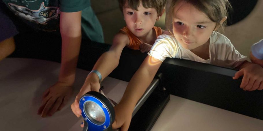 <time datetime="2023-07-27T09:45:47+00:00">27 de julio de 2023</time> | <a href="https://www.escola-horitzo.cat/author/kike/">Super User</a> | <a href="https://www.escola-horitzo.cat/category/el-dia-a-dia/" rel="tag">El dia a dia</a> | <a href="https://www.escola-horitzo.cat/2023/07/27/i-mes-emocionants-aventures/#respond">No hay comentarios<span class="screen-reader-text"> en I més emocionants aventures!</span></a>