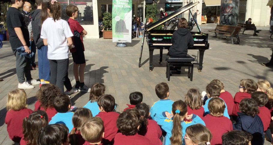 <time datetime="2019-03-20T11:08:33+00:00">20 de marzo de 2019</time> | <a href="https://www.escola-horitzo.cat/author/kike/">Super User</a> | <a href="https://www.escola-horitzo.cat/category/el-dia-a-dia/" rel="tag">El dia a dia</a> | <a href="https://www.escola-horitzo.cat/2019/03/20/potenciar-les-habilitats-i-gaudir-de-l-aprenentatge/#respond">No hay comentarios<span class="screen-reader-text"> en Potenciar les habilitats i gaudir de l’aprenentatge</span></a>