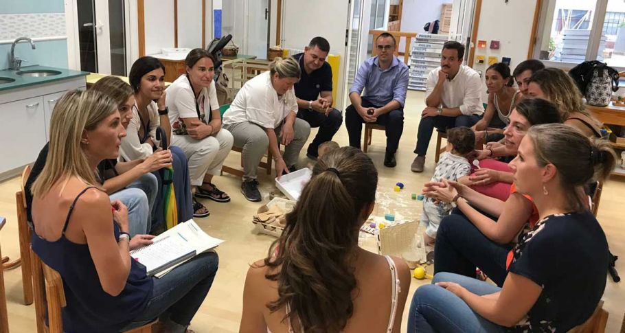 <time datetime="2018-09-10T05:57:29+00:00">10 de septiembre de 2018</time> | <a href="https://www.escola-horitzo.cat/author/kike/">Super User</a> | <a href="https://www.escola-horitzo.cat/category/el-dia-a-dia/" rel="tag">El dia a dia</a> | <a href="https://www.escola-horitzo.cat/2018/09/10/gran-trobada-de-l-inici-del-50e-curs-que-ja-esta-a-tocar/#respond">No hay comentarios<span class="screen-reader-text"> en Gran trobada de l’inici del 51è curs que ja està a tocar</span></a>