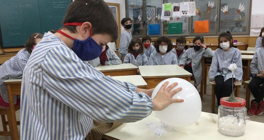 <time datetime="2020-12-03T14:21:12+00:00">3 de diciembre de 2020</time> | <a href="https://www.escola-horitzo.cat/author/kike/">Super User</a> | <a href="https://www.escola-horitzo.cat/category/el-dia-a-dia/" rel="tag">El dia a dia</a> | <a href="https://www.escola-horitzo.cat/2020/12/03/free-projects/#respond">No hay comentarios<span class="screen-reader-text"> en Free Projects</span></a>