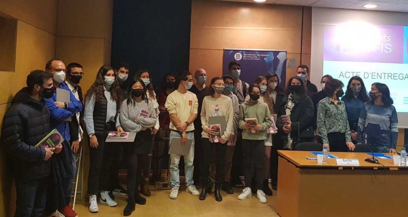 1r i 2n Premi del Concurs de Relats del CFIS de la UPC