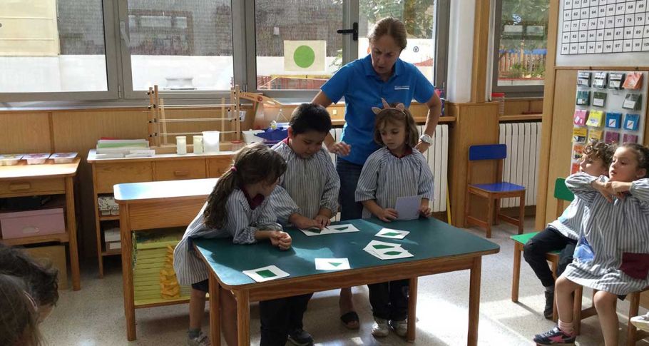 <time datetime="2022-10-11T09:56:09+00:00">11 de octubre de 2022</time> | <a href="https://www.escola-horitzo.cat/author/kike/">Super User</a> | <a href="https://www.escola-horitzo.cat/category/el-dia-a-dia/" rel="tag">El dia a dia</a> | <a href="https://www.escola-horitzo.cat/2022/10/11/figures-planes/#respond">No hay comentarios<span class="screen-reader-text"> en Figures planes</span></a>