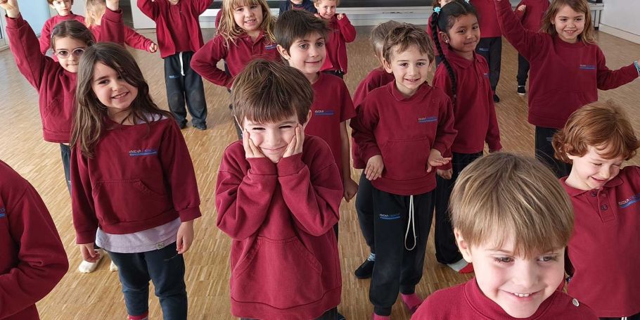 <time datetime="2025-02-04T16:43:28+00:00">4 de febrero de 2025</time> | <a href="https://www.escola-horitzo.cat/author/kike/">Super User</a> | <a href="https://www.escola-horitzo.cat/category/el-dia-a-dia/" rel="tag">El dia a dia</a> | <a href="https://www.escola-horitzo.cat/2025/02/04/explorem-les-emocions-a-traves-de-lart/#respond">No hay comentarios<span class="screen-reader-text"> en Explorem les emocions a través de l’art!</span></a>