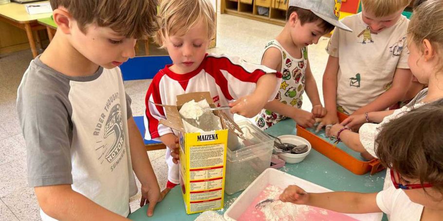 <time datetime="2024-07-12T04:56:27+00:00">12 de julio de 2024</time> | <a href="https://www.escola-horitzo.cat/author/kike/">Super User</a> | <a href="https://www.escola-horitzo.cat/category/el-dia-a-dia/" rel="tag">El dia a dia</a> | <a href="https://www.escola-horitzo.cat/2024/07/12/la-magia-de-les-noves-aventures/#respond">No hay comentarios<span class="screen-reader-text"> en La màgia de les noves aventures</span></a>