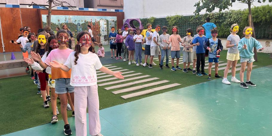 <time datetime="2024-06-11T05:39:52+00:00">11 de junio de 2024</time> | <a href="https://www.escola-horitzo.cat/author/kike/">Super User</a> | <a href="https://www.escola-horitzo.cat/category/el-dia-a-dia/" rel="tag">El dia a dia</a> | <a href="https://www.escola-horitzo.cat/2024/06/11/si-som-grans-artistes/#respond">No hay comentarios<span class="screen-reader-text"> en Sí, som grans artistes!</span></a>