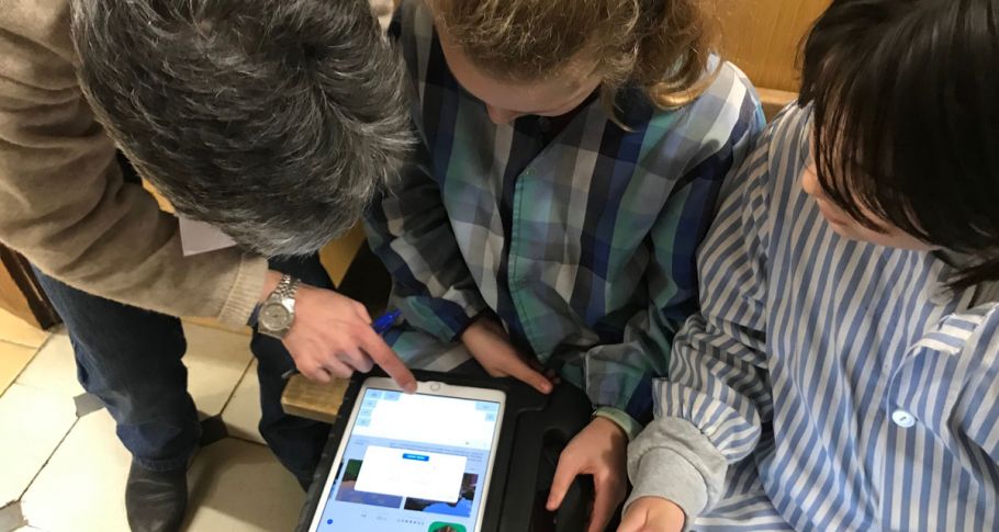 <time datetime="2019-01-13T15:16:43+00:00">13 de enero de 2019</time> | <a href="https://www.escola-horitzo.cat/author/kike/">Super User</a> | <a href="https://www.escola-horitzo.cat/category/el-dia-a-dia/" rel="tag">El dia a dia</a> | <a href="https://www.escola-horitzo.cat/2019/01/13/transformar-l-experiencia-d-aprenentatge/#respond">No hay comentarios<span class="screen-reader-text"> en Transformar l’experiència d’aprenentatge</span></a>