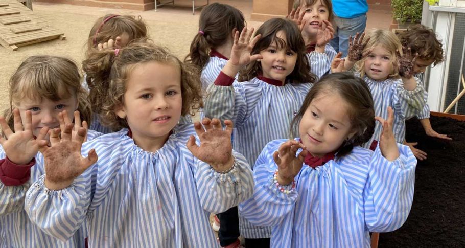 <time datetime="2021-10-22T10:07:37+00:00">22 de octubre de 2021</time> | <a href="https://www.escola-horitzo.cat/author/kike/">Super User</a> | <a href="https://www.escola-horitzo.cat/category/el-dia-a-dia/" rel="tag">El dia a dia</a> | <a href="https://www.escola-horitzo.cat/2021/10/22/pastetes/#respond">No hay comentarios<span class="screen-reader-text"> en Pastetes!</span></a>