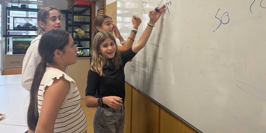 <time datetime="2025-11-08T06:55:22+00:00">8 de noviembre de 2025</time> | <a href="https://www.escola-horitzo.cat/author/kike/">Super User</a> | <a href="https://www.escola-horitzo.cat/category/el-dia-a-dia/" rel="tag">El dia a dia</a>