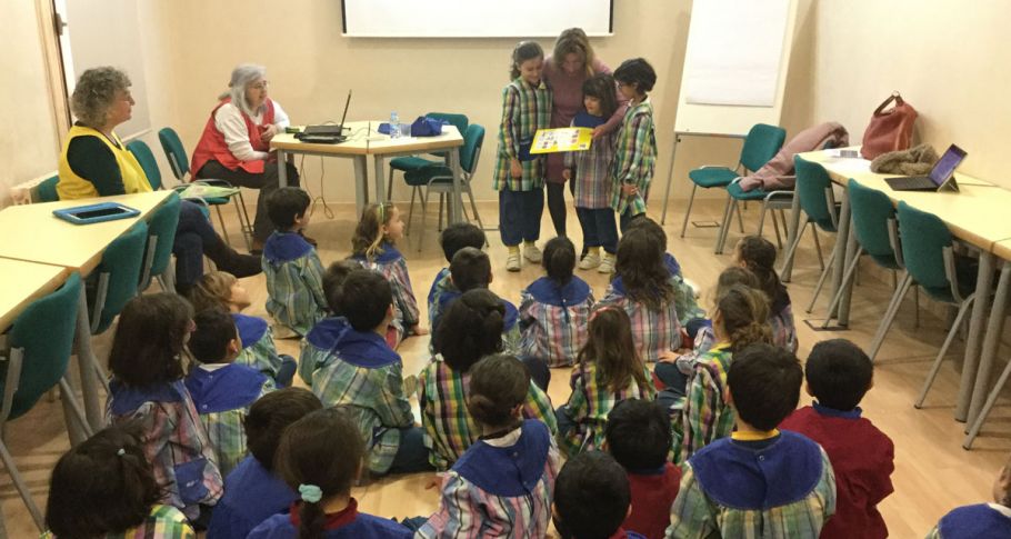 <time datetime="2018-02-19T09:27:05+00:00">19 de febrero de 2018</time> | <a href="https://www.escola-horitzo.cat/author/kike/">Super User</a> | <a href="https://www.escola-horitzo.cat/category/el-dia-a-dia/" rel="tag">El dia a dia</a> | <a href="https://www.escola-horitzo.cat/2018/02/19/conferencia-sobre-el-banc-dels-aliments/#respond">No hay comentarios<span class="screen-reader-text"> en Conferència sobre el Banc dels Aliments</span></a>