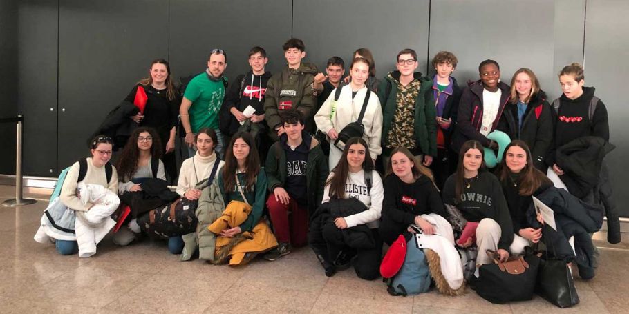 <time datetime="2023-01-31T16:02:18+00:00">31 de enero de 2023</time> | <a href="https://www.escola-horitzo.cat/author/kike/">Super User</a> | <a href="https://www.escola-horitzo.cat/category/el-dia-a-dia/" rel="tag">El dia a dia</a> | <a href="https://www.escola-horitzo.cat/2023/01/31/maturing/#respond">No hay comentarios<span class="screen-reader-text"> en Maturing</span></a>