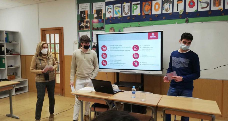 <time datetime="2022-03-15T18:04:43+00:00">15 de marzo de 2022</time> | <a href="https://www.escola-horitzo.cat/author/kike/">Super User</a> | <a href="https://www.escola-horitzo.cat/category/el-dia-a-dia/" rel="tag">El dia a dia</a> | <a href="https://www.escola-horitzo.cat/2022/03/15/el-valor-de-donar-se-als-altres/#respond">No hay comentarios<span class="screen-reader-text"> en El valor de donar-se als altres</span></a>