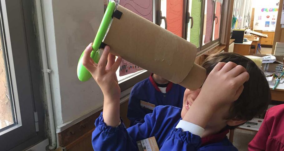 <time datetime="2018-05-30T10:14:24+00:00">30 de mayo de 2018</time> | <a href="https://www.escola-horitzo.cat/author/kike/">Super User</a> | <a href="https://www.escola-horitzo.cat/category/el-dia-a-dia/" rel="tag">El dia a dia</a> | <a href="https://www.escola-horitzo.cat/2018/05/30/hem-fet-un-taller-sobre-astronomia-conjuntament-amb-linstitut-de-recerca-i-desenvolupament/#respond">No hay comentarios<span class="screen-reader-text"> en Hem fet un taller sobre astronomia conjuntament amb l’Institut de Recerca i Desenvolupament</span></a>