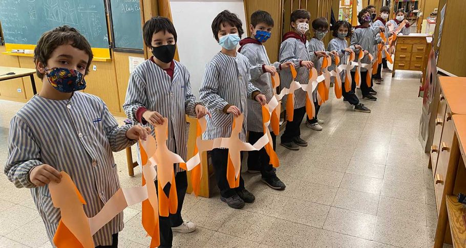 <time datetime="2021-03-03T16:25:54+00:00">3 de marzo de 2021</time> | <a href="https://www.escola-horitzo.cat/author/kike/">Super User</a> | <a href="https://www.escola-horitzo.cat/category/el-dia-a-dia/" rel="tag">El dia a dia</a> | <a href="https://www.escola-horitzo.cat/2021/03/03/el-paper-ens-uneix/#respond">No hay comentarios<span class="screen-reader-text"> en El paper ens uneix</span></a>