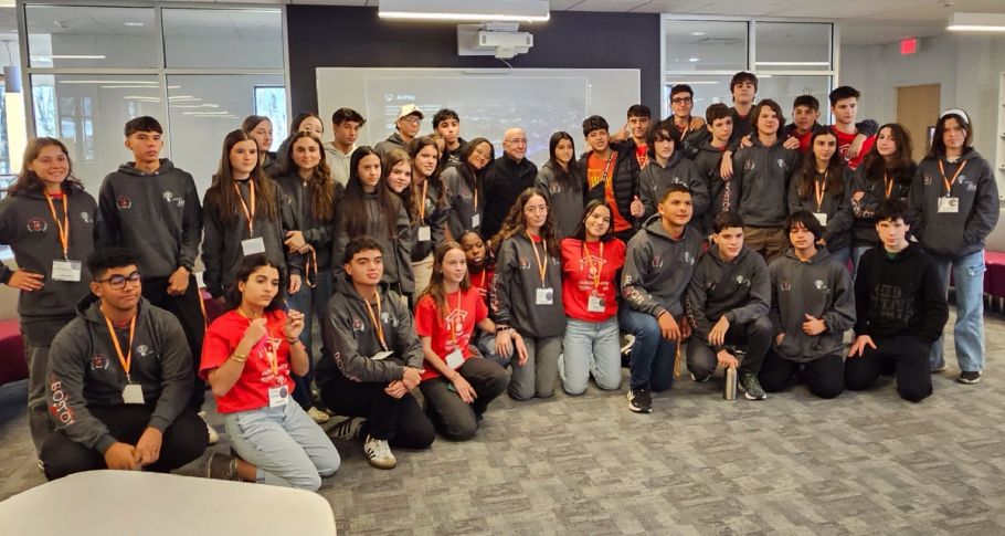 <time datetime="2024-03-14T15:34:24+00:00">14 de marzo de 2024</time> | <a href="https://www.escola-horitzo.cat/author/kike/">Super User</a> | <a href="https://www.escola-horitzo.cat/category/el-dia-a-dia/" rel="tag">El dia a dia</a> | <a href="https://www.escola-horitzo.cat/2024/03/14/the-power-of-story-telling/#respond">No hay comentarios<span class="screen-reader-text"> en The power of story telling</span></a>