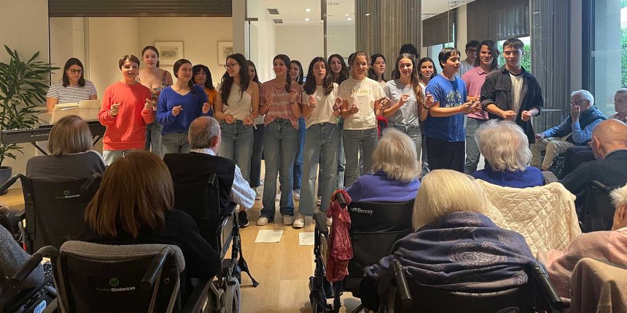 <time datetime="2024-05-07T14:50:59+00:00">7 de mayo de 2024</time> | <a href="https://www.escola-horitzo.cat/author/kike/">Super User</a> | <a href="https://www.escola-horitzo.cat/category/el-dia-a-dia/" rel="tag">El dia a dia</a> | <a href="https://www.escola-horitzo.cat/2024/05/07/musica-per-a-tothom/#respond">No hay comentarios<span class="screen-reader-text"> en Música per a tothom!</span></a>