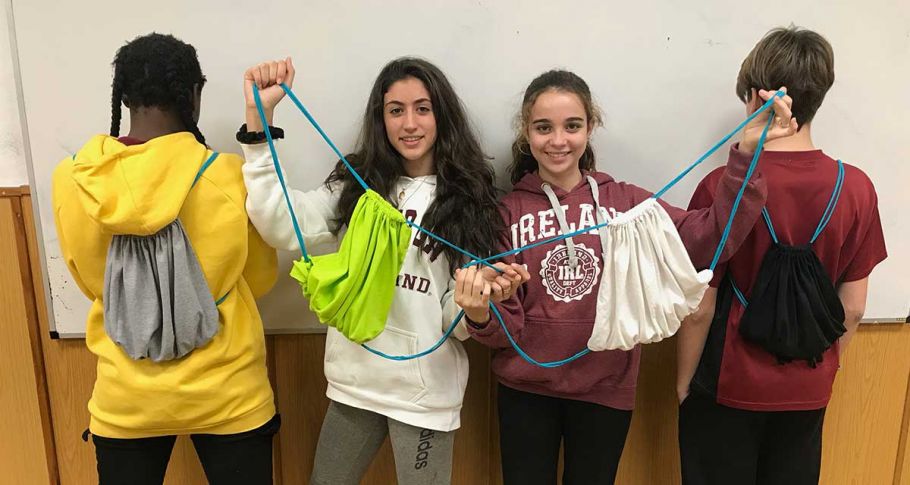 <time datetime="2019-11-29T15:03:11+00:00">29 de noviembre de 2019</time> | <a href="https://www.escola-horitzo.cat/author/kike/">Super User</a> | <a href="https://www.escola-horitzo.cat/category/el-dia-a-dia/" rel="tag">El dia a dia</a> | <a href="https://www.escola-horitzo.cat/2019/11/29/reciclem-reutilitzem-reduim/#respond">No hay comentarios<span class="screen-reader-text"> en Reciclem, reutilitzem, reduïm</span></a>