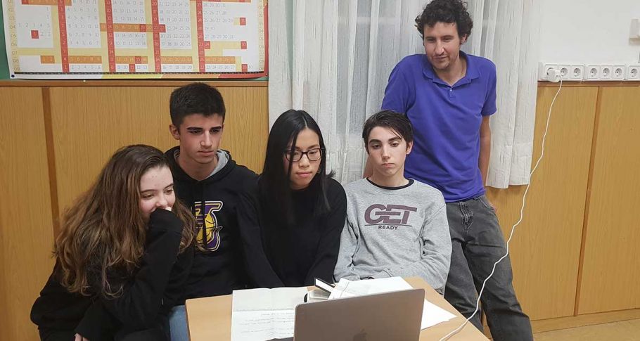 <time datetime="2018-11-18T12:08:35+00:00">18 de noviembre de 2018</time> | <a href="https://www.escola-horitzo.cat/author/kike/">Super User</a> | <a href="https://www.escola-horitzo.cat/category/el-dia-a-dia/" rel="tag">El dia a dia</a> | <a href="https://www.escola-horitzo.cat/2018/11/18/projecte-the-power-within/#respond">No hay comentarios<span class="screen-reader-text"> en Projecte The Power Within</span></a>