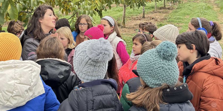 <time datetime="2024-11-29T16:06:29+00:00">29 de noviembre de 2024</time> | <a href="https://www.escola-horitzo.cat/author/kike/">Super User</a> | <a href="https://www.escola-horitzo.cat/category/el-dia-a-dia/" rel="tag">El dia a dia</a> | <a href="https://www.escola-horitzo.cat/2024/11/29/sortida-a-mas-de-colom/#respond">No hay comentarios<span class="screen-reader-text"> en Sortida a Mas de Colom</span></a>