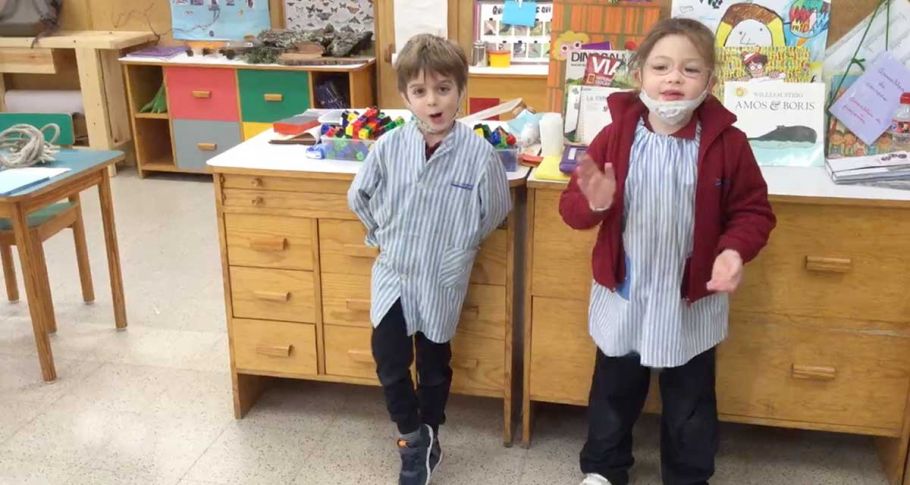 <time datetime="2022-02-15T15:01:58+00:00">15 de febrero de 2022</time> | <a href="https://www.escola-horitzo.cat/author/kike/">Super User</a> | <a href="https://www.escola-horitzo.cat/category/el-dia-a-dia/" rel="tag">El dia a dia</a> | <a href="https://www.escola-horitzo.cat/2022/02/15/grans-presents/#respond">No hay comentarios<span class="screen-reader-text"> en Grans presents!</span></a>