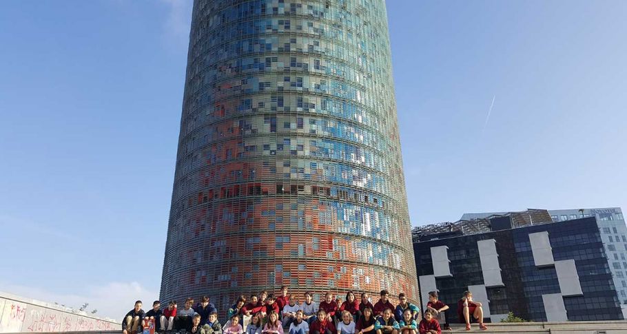 <time datetime="2018-11-18T12:06:40+00:00">18 de noviembre de 2018</time> | <a href="https://www.escola-horitzo.cat/author/kike/">Super User</a> | <a href="https://www.escola-horitzo.cat/category/el-dia-a-dia/" rel="tag">El dia a dia</a> | <a href="https://www.escola-horitzo.cat/2018/11/18/treballant-la-historia-de-barcelona/#respond">No hay comentarios<span class="screen-reader-text"> en Treballant la història de Barcelona</span></a>