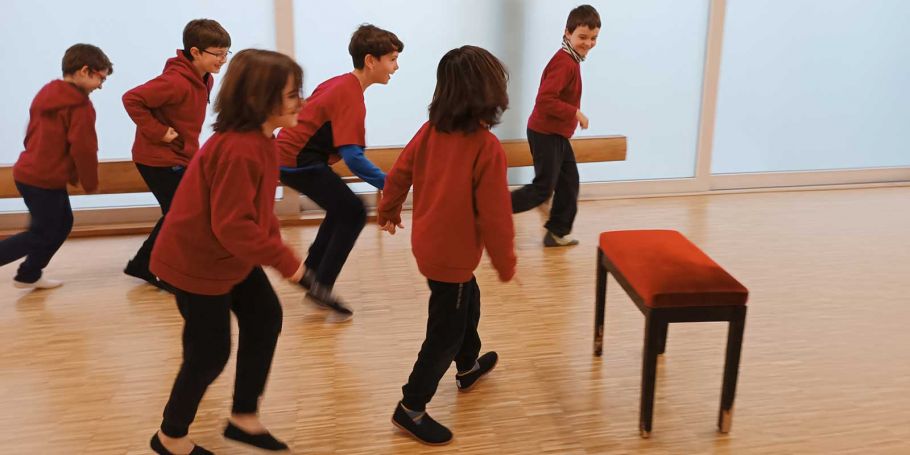 <time datetime="2023-03-10T11:45:45+00:00">10 de marzo de 2023</time> | <a href="https://www.escola-horitzo.cat/author/kike/">Super User</a> | <a href="https://www.escola-horitzo.cat/category/el-dia-a-dia/" rel="tag">El dia a dia</a> | <a href="https://www.escola-horitzo.cat/2023/03/10/musiquem-mons-fantastics/#respond">No hay comentarios<span class="screen-reader-text"> en Musiquem mons fantàstics</span></a>