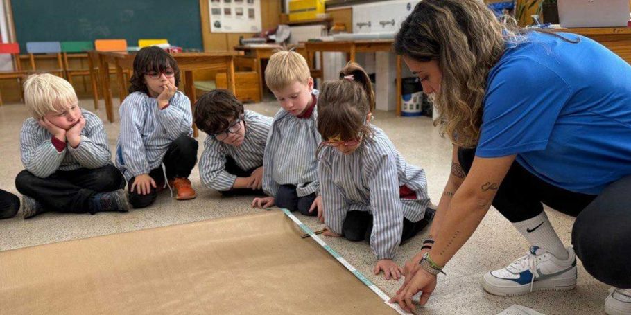 <time datetime="2024-02-05T17:17:45+00:00">5 de febrero de 2024</time> | <a href="https://www.escola-horitzo.cat/author/kike/">Super User</a> | <a href="https://www.escola-horitzo.cat/category/el-dia-a-dia/" rel="tag">El dia a dia</a> | <a href="https://www.escola-horitzo.cat/2024/02/05/mesura-series-i-patrons/#respond">No hay comentarios<span class="screen-reader-text"> en Mesura, series i patrons</span></a>