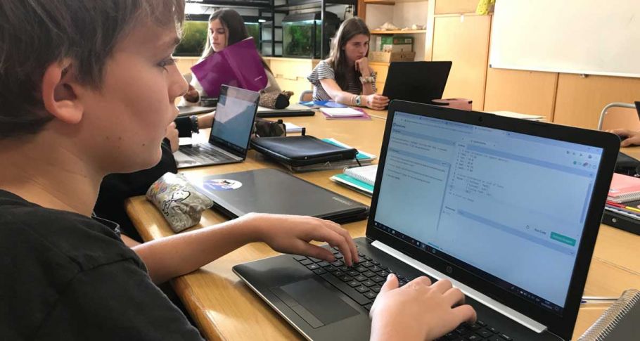 <time datetime="2019-10-02T13:32:40+00:00">2 de octubre de 2019</time> | <a href="https://www.escola-horitzo.cat/author/kike/">Super User</a> | <a href="https://www.escola-horitzo.cat/category/el-dia-a-dia/" rel="tag">El dia a dia</a> | <a href="https://www.escola-horitzo.cat/2019/10/02/hem-iniciat-l-ai-project-projecte-d-intel%c2%b7ligencia-artificial/#respond">No hay comentarios<span class="screen-reader-text"> en Hem iniciat l’AI Project (projecte d’Intel·ligència Artificial)</span></a>