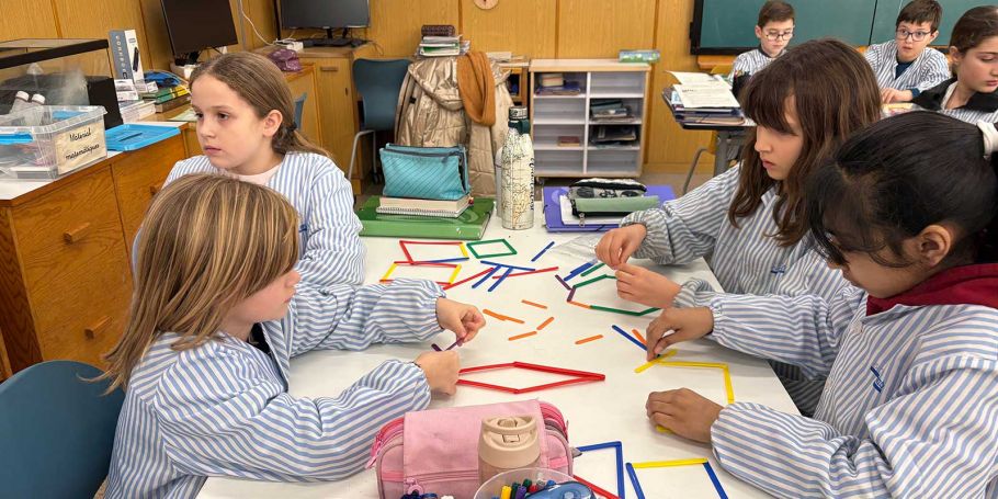 <time datetime="2025-02-03T18:20:01+00:00">3 de febrero de 2025</time> | <a href="https://www.escola-horitzo.cat/author/kike/">Super User</a> | <a href="https://www.escola-horitzo.cat/category/el-dia-a-dia/" rel="tag">El dia a dia</a> | <a href="https://www.escola-horitzo.cat/2025/02/03/explorem-el-mon-dels-triangles/#respond">No hay comentarios<span class="screen-reader-text"> en Explorem el món dels triangles!</span></a>