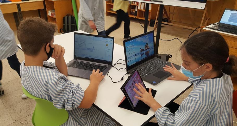 <time datetime="2020-12-01T14:23:17+00:00">1 de diciembre de 2020</time> | <a href="https://www.escola-horitzo.cat/author/kike/">Super User</a> | <a href="https://www.escola-horitzo.cat/category/el-dia-a-dia/" rel="tag">El dia a dia</a> | <a href="https://www.escola-horitzo.cat/2020/12/01/nous-aprenentatges/#respond">No hay comentarios<span class="screen-reader-text"> en Nous aprenentatges</span></a>