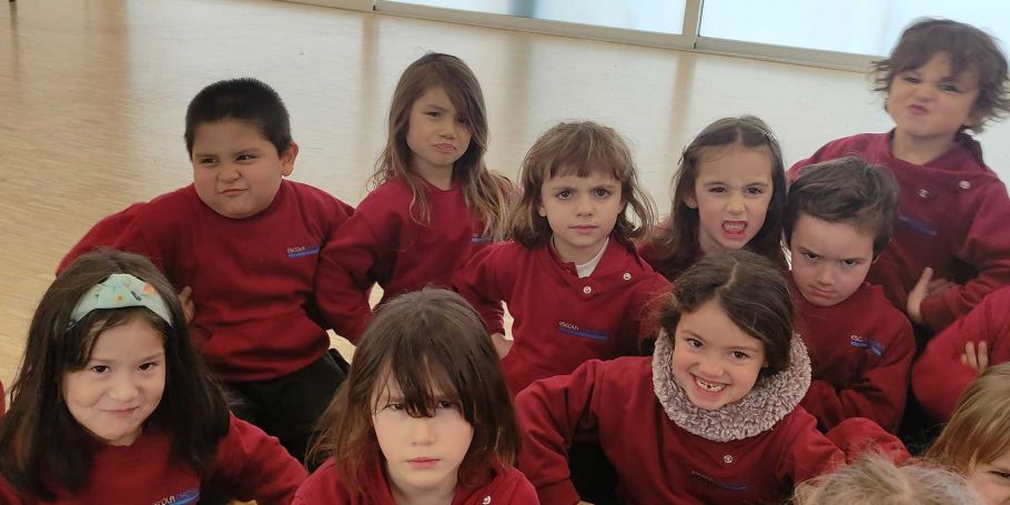 <time datetime="2023-03-24T10:30:04+00:00">24 de marzo de 2023</time> | <a href="https://www.escola-horitzo.cat/author/kike/">Super User</a> | <a href="https://www.escola-horitzo.cat/category/el-dia-a-dia/" rel="tag">El dia a dia</a> | <a href="https://www.escola-horitzo.cat/2023/03/24/consciencia-emocional/#respond">No hay comentarios<span class="screen-reader-text"> en Consciència emocional</span></a>