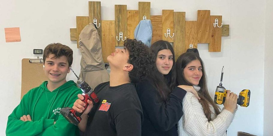 <time datetime="2023-01-31T11:06:08+00:00">31 de enero de 2023</time> | <a href="https://www.escola-horitzo.cat/author/kike/">Super User</a> | <a href="https://www.escola-horitzo.cat/category/el-dia-a-dia/" rel="tag">El dia a dia</a> | <a href="https://www.escola-horitzo.cat/2023/01/31/remember-us/#respond">No hay comentarios<span class="screen-reader-text"> en Remember us</span></a>