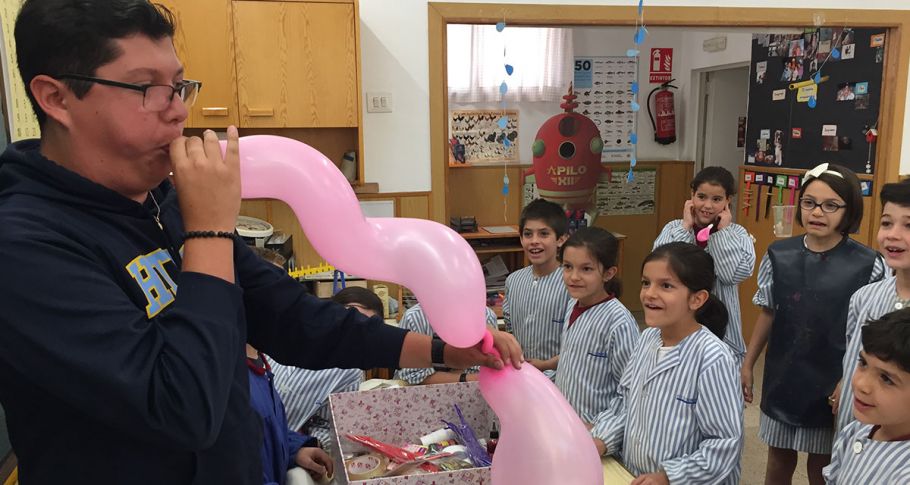 <time datetime="2019-05-27T13:35:13+00:00">27 de mayo de 2019</time> | <a href="https://www.escola-horitzo.cat/author/kike/">Super User</a> | <a href="https://www.escola-horitzo.cat/category/el-dia-a-dia/" rel="tag">El dia a dia</a> | <a href="https://www.escola-horitzo.cat/2019/05/27/art-of-the-human-body-per-part-dels-alumnes-de-high-tech-high/#respond">No hay comentarios<span class="screen-reader-text"> en «Art of the human body» per part dels alumnes de High Tech High</span></a>