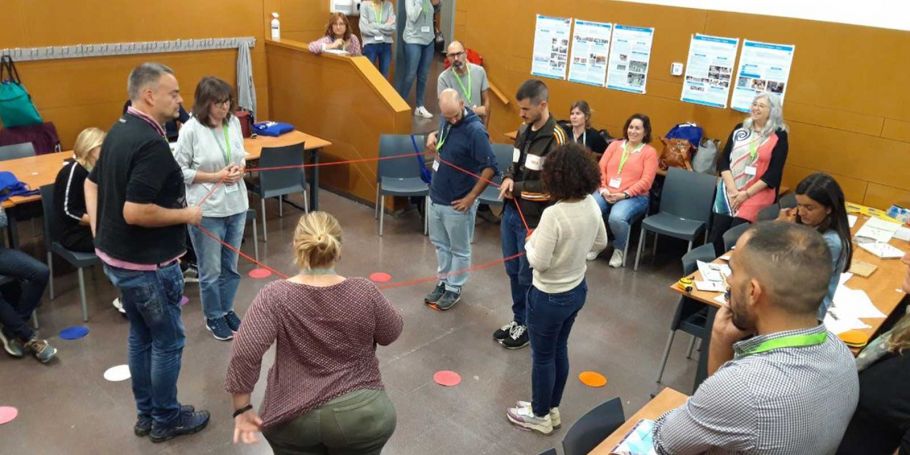 <time datetime="2022-11-11T17:30:12+00:00">11 de noviembre de 2022</time> | <a href="https://www.escola-horitzo.cat/author/kike/">Super User</a> | <a href="https://www.escola-horitzo.cat/category/el-dia-a-dia/" rel="tag">El dia a dia</a> | <a href="https://www.escola-horitzo.cat/2022/11/11/jornada-dabeam-associacio-de-barcelona-per-a-lestudi-i-laprenentatge-de-les-matematiques/#respond">No hay comentarios<span class="screen-reader-text"> en Jornada d’ABEAM</span></a>