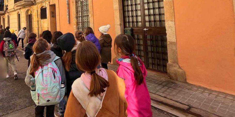 <time datetime="2024-03-05T16:48:28+00:00">5 de marzo de 2024</time> | <a href="https://www.escola-horitzo.cat/author/kike/">Super User</a> | <a href="https://www.escola-horitzo.cat/category/el-dia-a-dia/" rel="tag">El dia a dia</a> | <a href="https://www.escola-horitzo.cat/2024/03/05/connectant-amb-el-patrimoni/#respond">No hay comentarios<span class="screen-reader-text"> en Connectant amb el patrimoni</span></a>