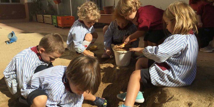 <time datetime="2024-09-30T15:05:26+00:00">30 de septiembre de 2024</time> | <a href="https://www.escola-horitzo.cat/author/kike/">Super User</a> | <a href="https://www.escola-horitzo.cat/category/el-dia-a-dia/" rel="tag">El dia a dia</a> | <a href="https://www.escola-horitzo.cat/2024/09/30/gaudim-de-lespai-exterior/#respond">No hay comentarios<span class="screen-reader-text"> en Gaudim de l’espai exterior</span></a>