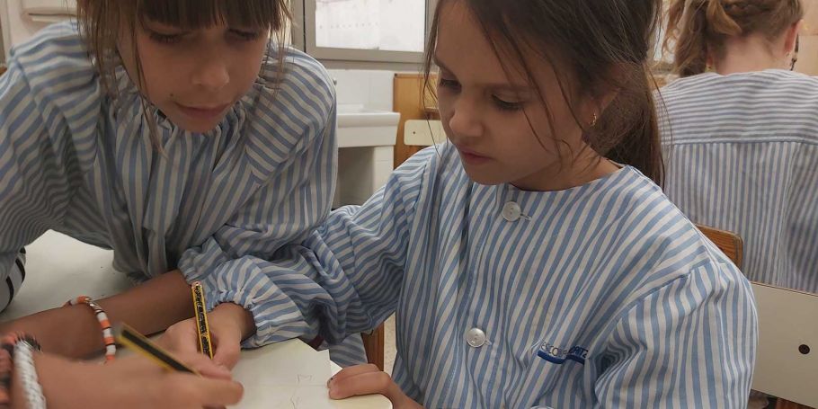 <time datetime="2023-11-06T16:33:58+00:00">6 de noviembre de 2023</time> | <a href="https://www.escola-horitzo.cat/author/kike/">Super User</a> | <a href="https://www.escola-horitzo.cat/category/el-dia-a-dia/" rel="tag">El dia a dia</a> | <a href="https://www.escola-horitzo.cat/2023/11/06/dissenyem-i-prenem-decisions/#respond">No hay comentarios<span class="screen-reader-text"> en Dissenyem i prenem decisions</span></a>