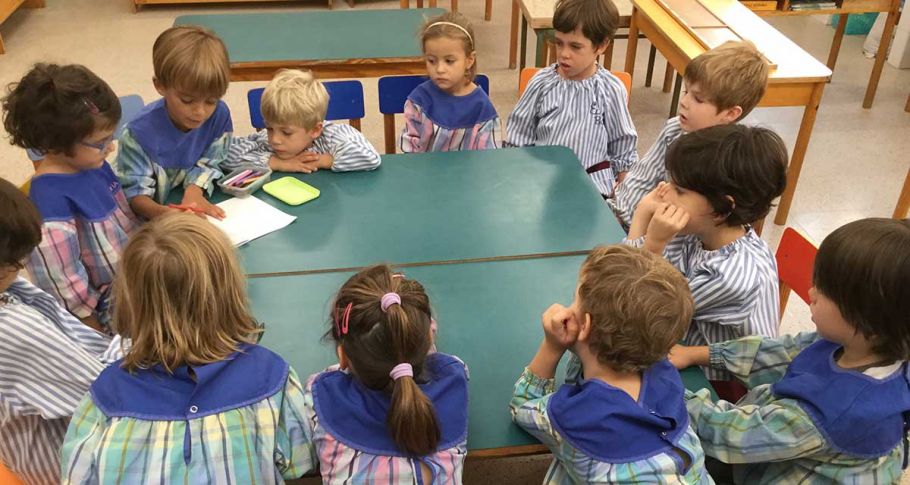 <time datetime="2018-12-12T05:57:57+00:00">12 de diciembre de 2018</time> | <a href="https://www.escola-horitzo.cat/author/kike/">Super User</a> | <a href="https://www.escola-horitzo.cat/category/el-dia-a-dia/" rel="tag">El dia a dia</a> | <a href="https://www.escola-horitzo.cat/2018/12/12/assemblea-de-propostes/#respond">No hay comentarios<span class="screen-reader-text"> en Assemblea de propostes</span></a>