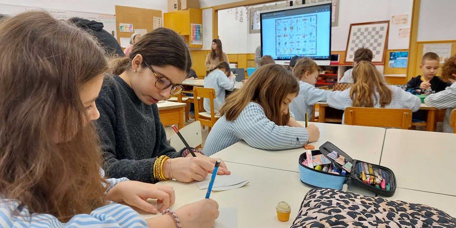 <time datetime="2025-03-19T09:25:04+00:00">19 de marzo de 2025</time> | <a href="https://www.escola-horitzo.cat/author/kike/">Super User</a> | <a href="https://www.escola-horitzo.cat/category/el-dia-a-dia/" rel="tag">El dia a dia</a>