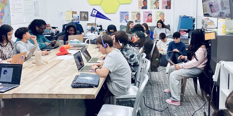 <time datetime="2024-12-16T12:55:59+00:00">16 de diciembre de 2024</time> | <a href="https://www.escola-horitzo.cat/author/kike/">Super User</a> | <a href="https://www.escola-horitzo.cat/category/el-dia-a-dia/" rel="tag">El dia a dia</a> | <a href="https://www.escola-horitzo.cat/2024/12/16/interdisciplinary-learning-at-workshop-middle-school-new-york-usa/#respond">No hay comentarios<span class="screen-reader-text"> en Interdisciplinary Learning at Workshop Middle School (New York-USA)</span></a>