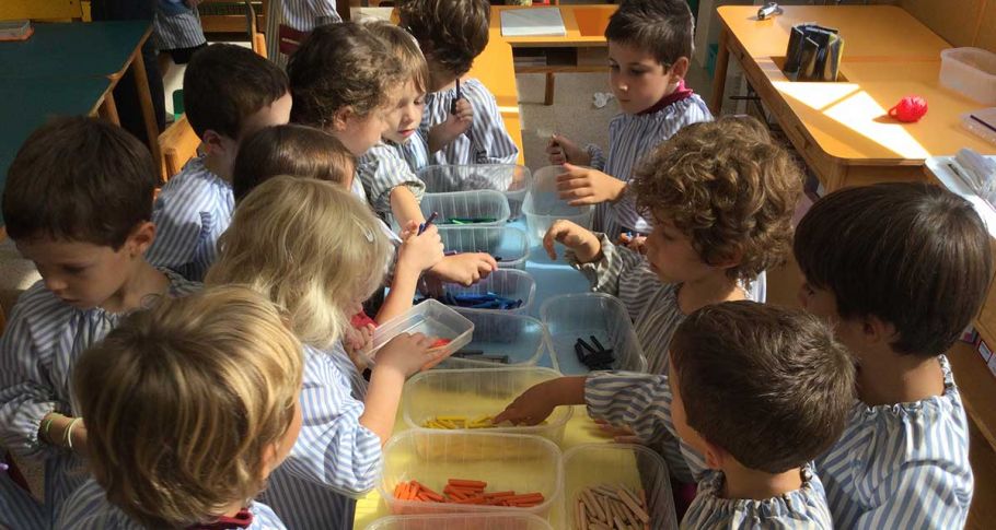 <time datetime="2021-11-15T16:42:54+00:00">15 de noviembre de 2021</time> | <a href="https://www.escola-horitzo.cat/author/kike/">Super User</a> | <a href="https://www.escola-horitzo.cat/category/el-dia-a-dia/" rel="tag">El dia a dia</a> | <a href="https://www.escola-horitzo.cat/2021/11/15/quin-embolic/#respond">No hay comentarios<span class="screen-reader-text"> en Quin embolic!</span></a>