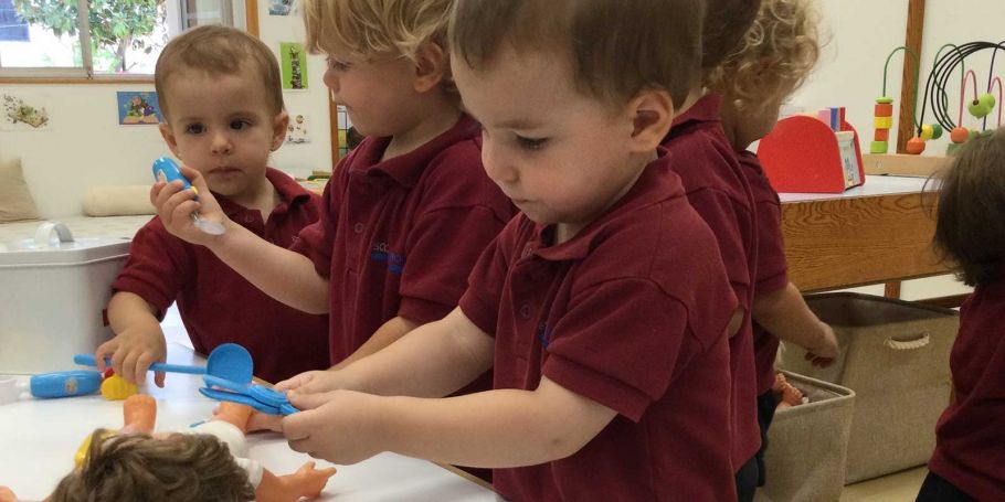 <time datetime="2023-09-18T15:38:36+00:00">18 de septiembre de 2023</time> | <a href="https://www.escola-horitzo.cat/author/kike/">Super User</a> | <a href="https://www.escola-horitzo.cat/category/el-dia-a-dia/" rel="tag">El dia a dia</a> | <a href="https://www.escola-horitzo.cat/2023/09/18/joc-simbolic-2/#respond">No hay comentarios<span class="screen-reader-text"> en Joc simbòlic</span></a>