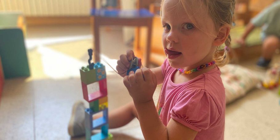 <time datetime="2023-07-21T09:38:13+00:00">21 de julio de 2023</time> | <a href="https://www.escola-horitzo.cat/author/kike/">Super User</a> | <a href="https://www.escola-horitzo.cat/category/el-dia-a-dia/" rel="tag">El dia a dia</a> | <a href="https://www.escola-horitzo.cat/2023/07/21/escenes-de-pel%c2%b7licules/#respond">No hay comentarios<span class="screen-reader-text"> en Escenes de pel·lícules</span></a>