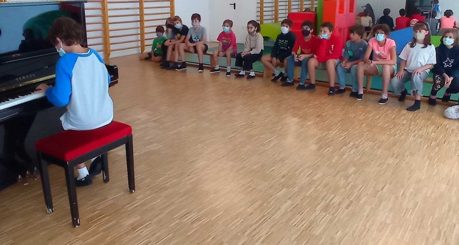 <time datetime="2021-10-14T16:02:42+00:00">14 de octubre de 2021</time> | <a href="https://www.escola-horitzo.cat/author/kike/">Super User</a> | <a href="https://www.escola-horitzo.cat/category/el-dia-a-dia/" rel="tag">El dia a dia</a> | <a href="https://www.escola-horitzo.cat/2021/10/14/l-escolta-activa/#respond">No hay comentarios<span class="screen-reader-text"> en L’escolta activa</span></a>