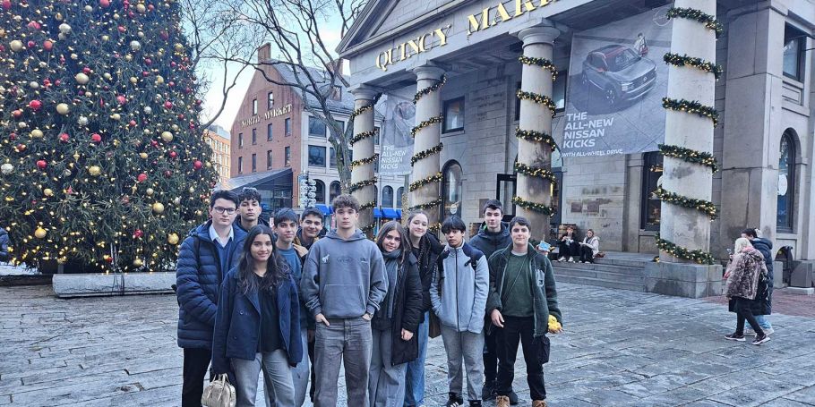 <time datetime="2024-12-18T16:31:30+00:00">18 de diciembre de 2024</time> | <a href="https://www.escola-horitzo.cat/author/kike/">Super User</a> | <a href="https://www.escola-horitzo.cat/category/el-dia-a-dia/" rel="tag">El dia a dia</a> | <a href="https://www.escola-horitzo.cat/2024/12/18/discovering-the-heart-of-boston/#respond">No hay comentarios<span class="screen-reader-text"> en Discovering the heart of Boston</span></a>