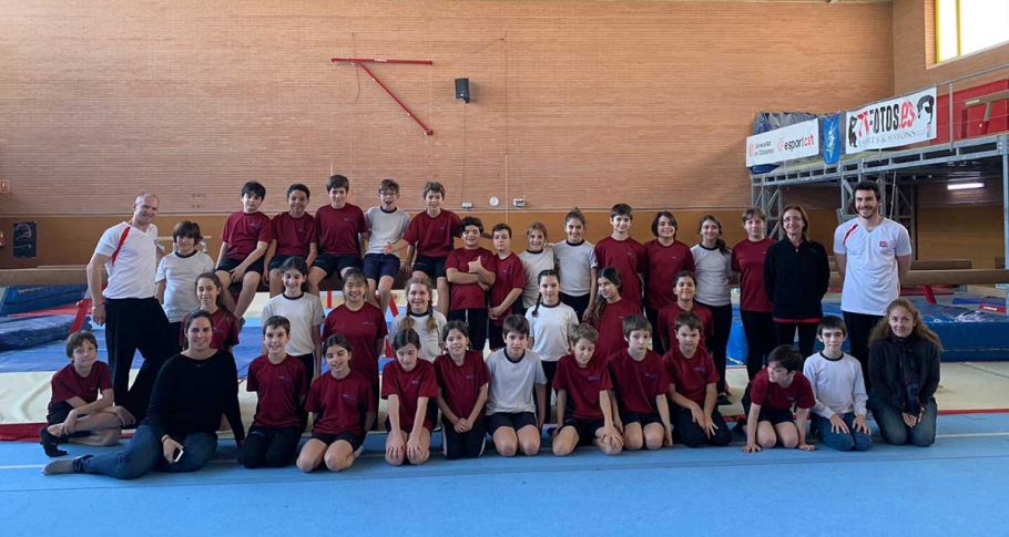 <time datetime="2019-04-29T14:38:55+00:00">29 de abril de 2019</time> | <a href="https://www.escola-horitzo.cat/author/kike/">Super User</a> | <a href="https://www.escola-horitzo.cat/category/el-dia-a-dia/" rel="tag">El dia a dia</a> | <a href="https://www.escola-horitzo.cat/2019/04/29/un-tast-d-un-entrenament-de-gimnastica-artistica/#respond">No hay comentarios<span class="screen-reader-text"> en Un tast d’un entrenament de gimnàstica artística</span></a>