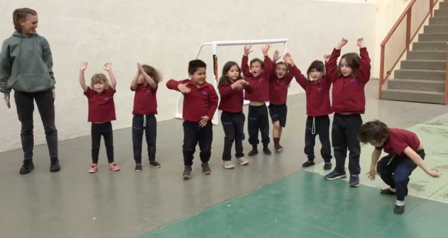 <time datetime="2022-05-24T15:34:31+00:00">24 de mayo de 2022</time> | <a href="https://www.escola-horitzo.cat/author/kike/">Super User</a> | <a href="https://www.escola-horitzo.cat/category/el-dia-a-dia/" rel="tag">El dia a dia</a> | <a href="https://www.escola-horitzo.cat/2022/05/24/jo/#respond">No hay comentarios<span class="screen-reader-text"> en JO</span></a>