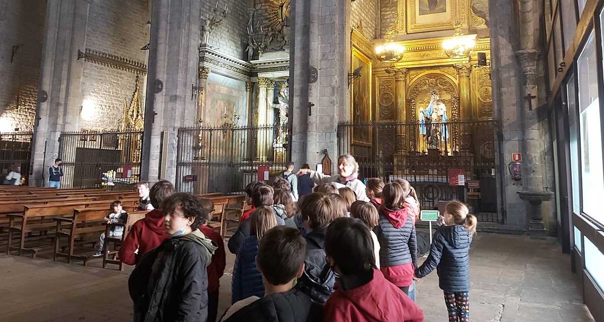 Visitem la necròpolis de Barcino i les vilanoves de Santa Anna i del Pi