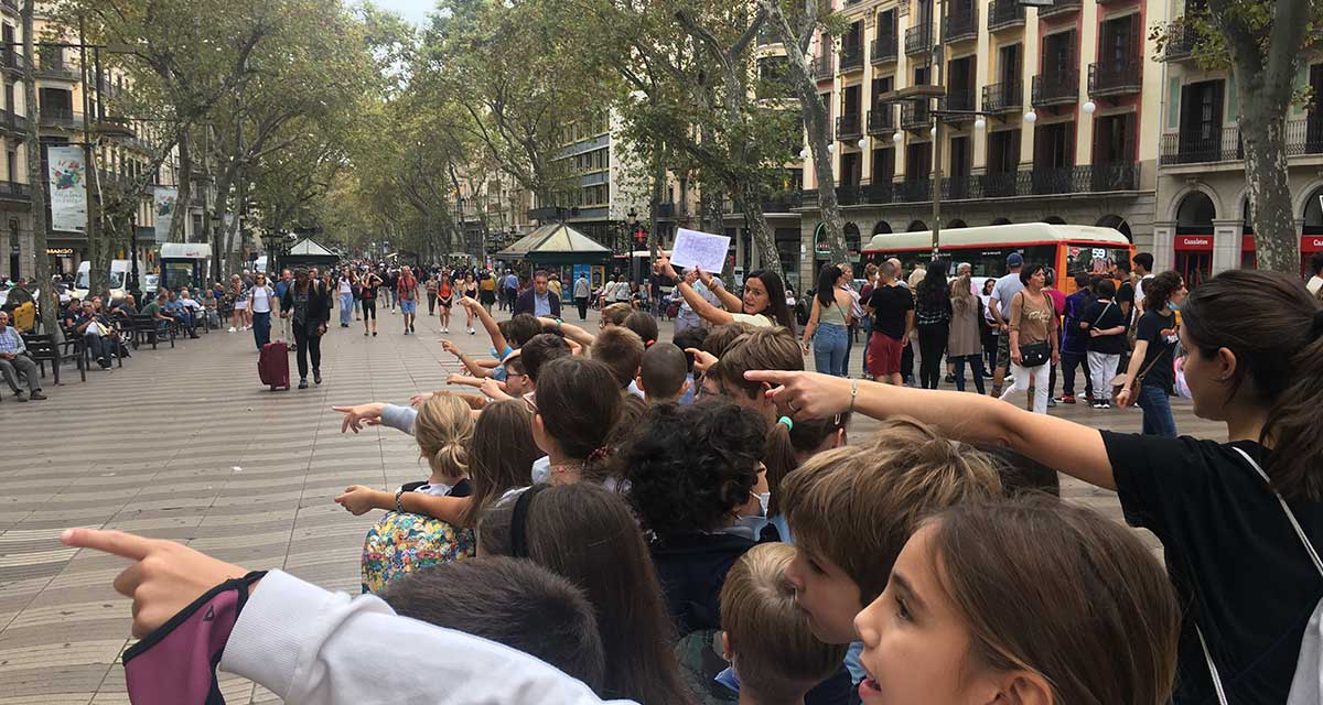VIATGEM AL PASSAT