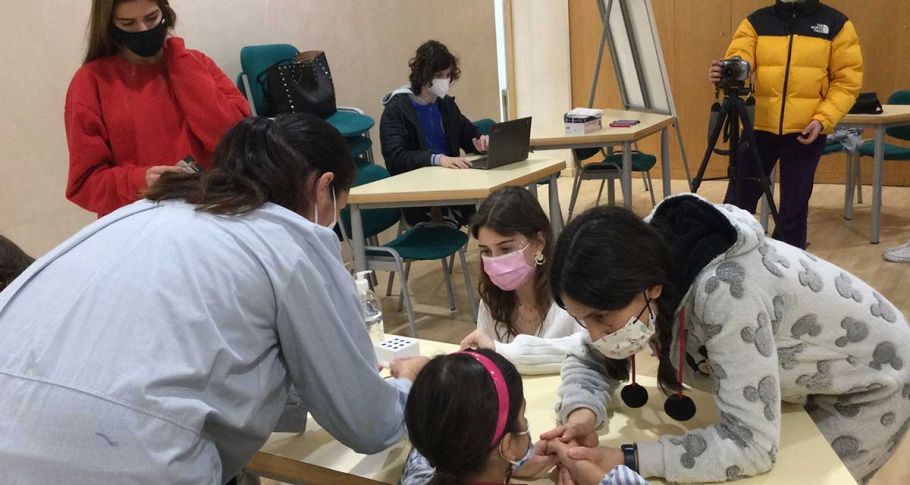 <time datetime="2021-03-03T15:58:28+00:00">3 de marzo de 2021</time> | <a href="https://www.escola-horitzo.cat/author/kike/">Super User</a> | <a href="https://www.escola-horitzo.cat/category/el-dia-a-dia/" rel="tag">El dia a dia</a> | <a href="https://www.escola-horitzo.cat/2021/03/03/estudi-escorat_elh-escola-rapid-test/#respond">No hay comentarios<span class="screen-reader-text"> en Estudi escorat_elh (Escola Ràpid Test)</span></a>