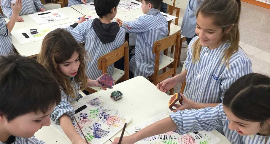 <time datetime="2020-01-29T16:35:58+00:00">29 de enero de 2020</time> | <a href="https://www.escola-horitzo.cat/author/kike/">Super User</a> | <a href="https://www.escola-horitzo.cat/category/el-dia-a-dia/" rel="tag">El dia a dia</a> | <a href="https://www.escola-horitzo.cat/2020/01/29/reutilitzem-amb-art/#respond">No hay comentarios<span class="screen-reader-text"> en Reutilitzem amb art</span></a>